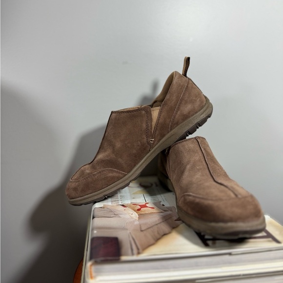 Women’s Duluth Trading Co Size 9 Brown Suede Loafers - Picture 8 of 15